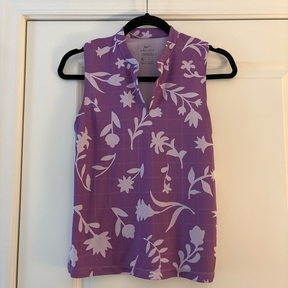 Nike Women’s Purple Floral Sleeveless Breathe Golf Polo - Picture 3 of 8
